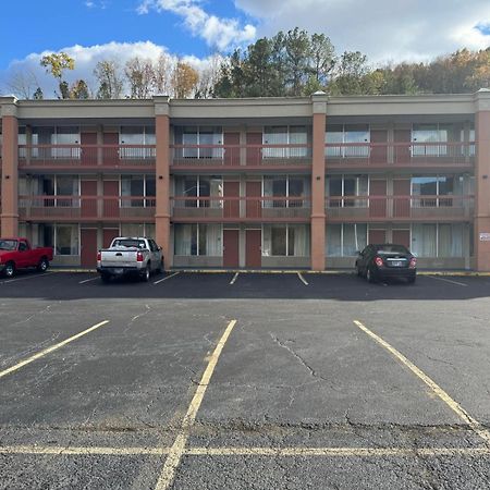 Oyo Hotel Harriman Near I-40 Exterior foto