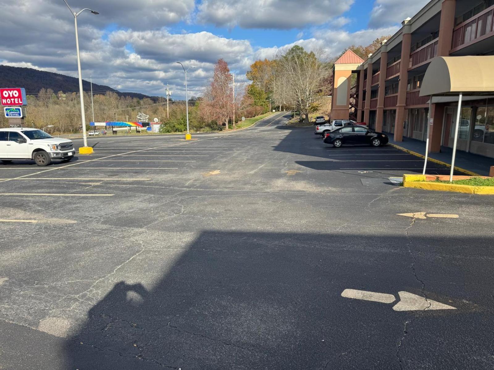 Oyo Hotel Harriman Near I-40 Exterior foto